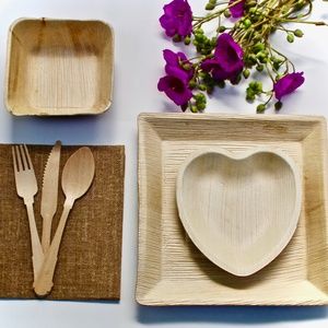 Palm Leaf Plate 25 pic Square  -25 pic Heart 6"- 25 Bowl 75 Cutlery - 30 napkin